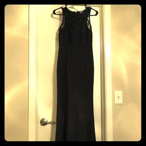 REPOSH Lulu’s oak and elm navy maxi dress XS